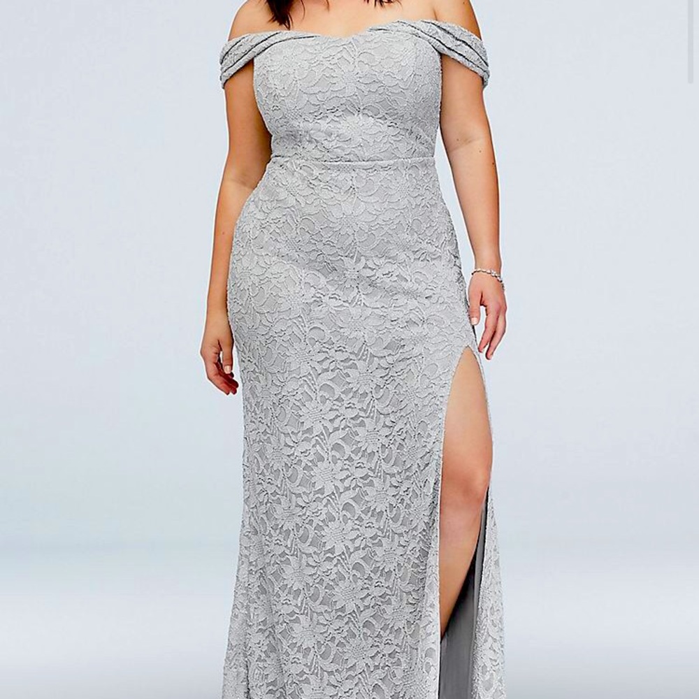 Long Lace Formal Dress with Slit